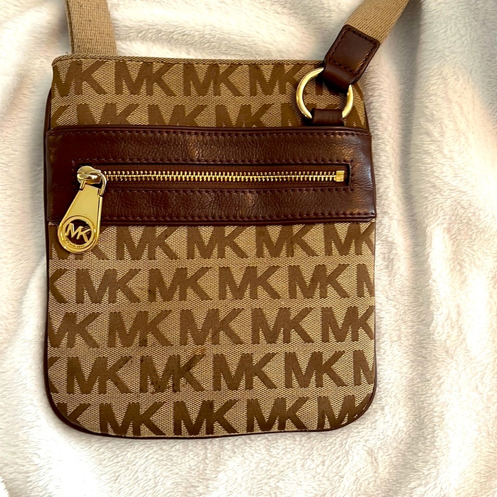 Michael Kors crossbody